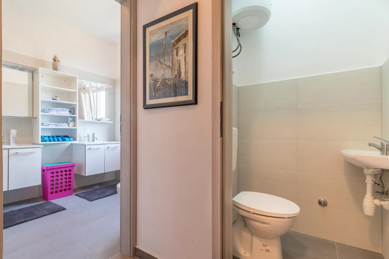 Monteparadiso Pula Apartment
